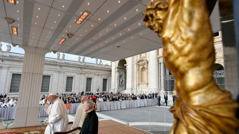 El Papa Francisco recuerda en la Audiencia a la martirizada Ucrania, Palestina, Israel o Myanmar