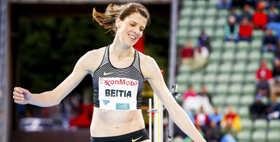 Ruth Beitia aspira a un logro inédito: ganar tres títulos consecutivos en altura. (FOTO - REUTERS)
