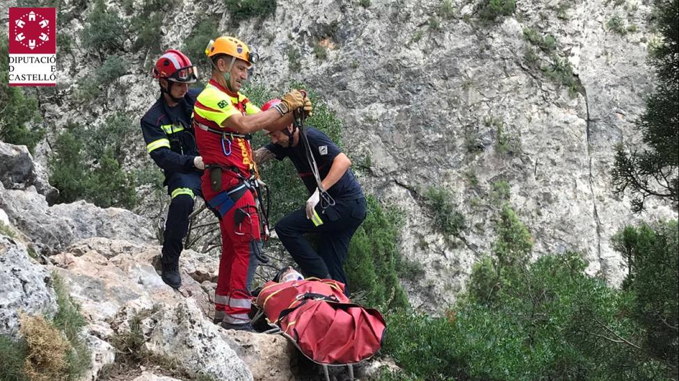Rescate del escalador accidentado en Montanejos