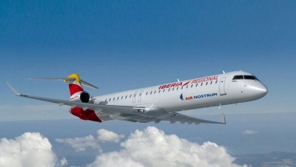 La aerolínea Air Nostrum seleccionará tripulantes de cabina en Málaga el próximo miércoles