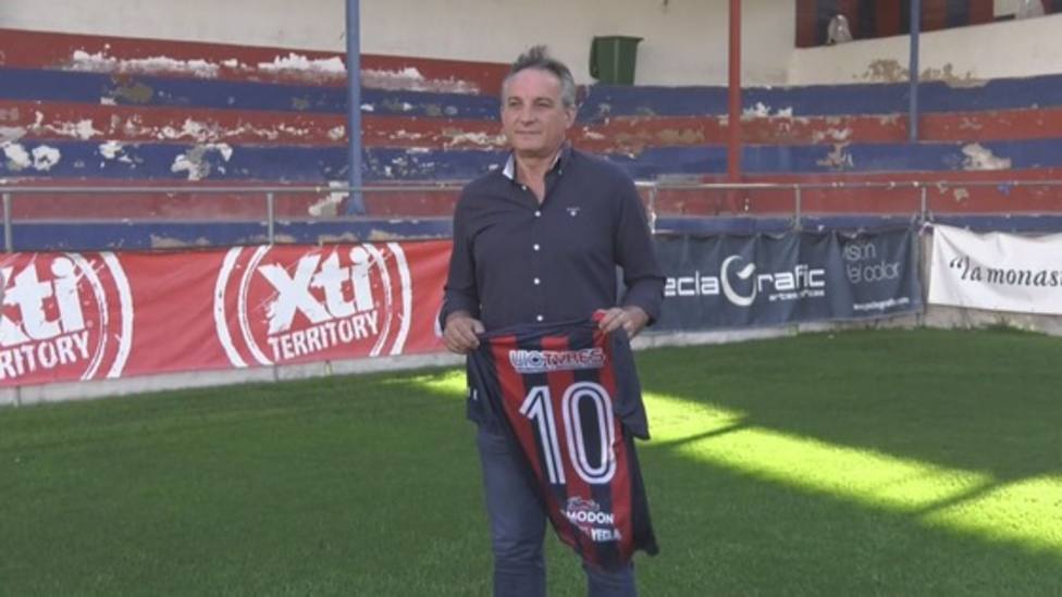 José Alemany seguirá como director deportivo del Yeclano