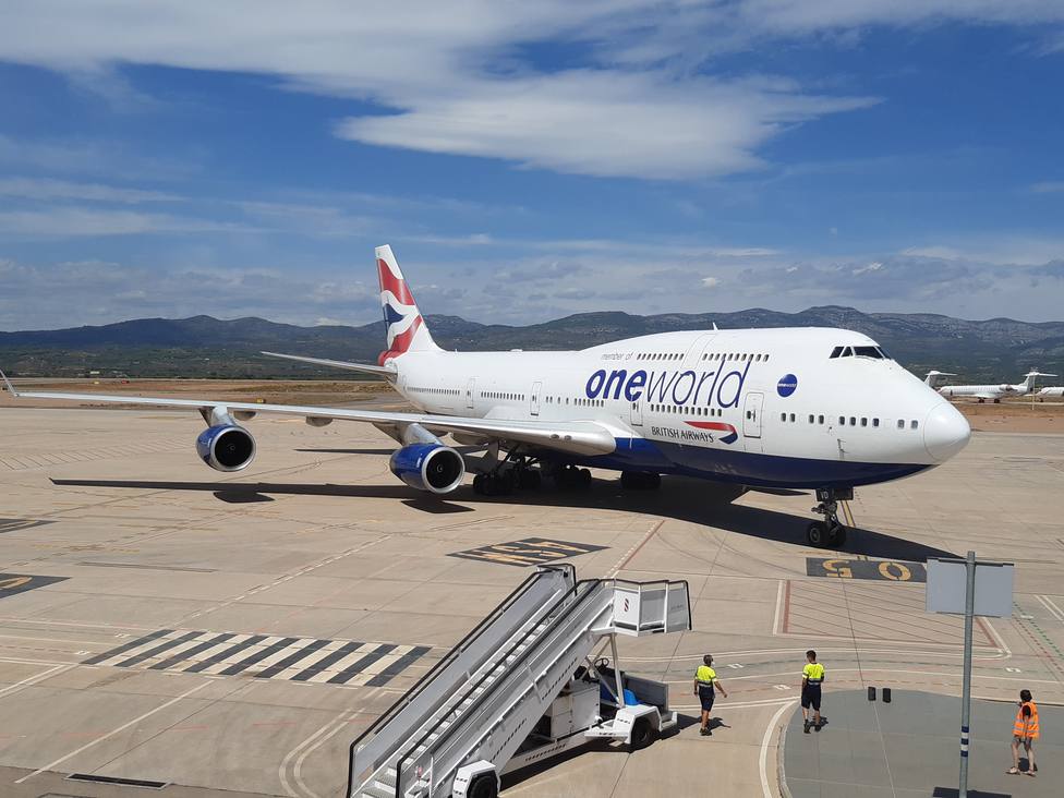 El aeropuerto de Castellón recibe el avión de mayor tamaño desde su puesta en marcha