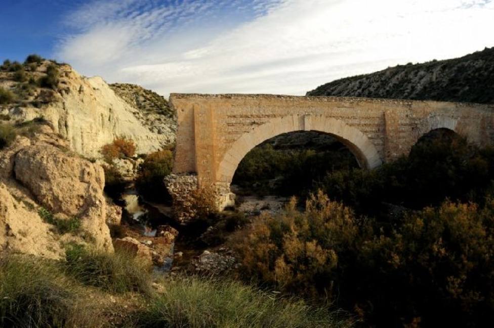 Lorca solicita la declaración del Acueducto de Zarzadilla de Totana como Bien de Interés Cultural