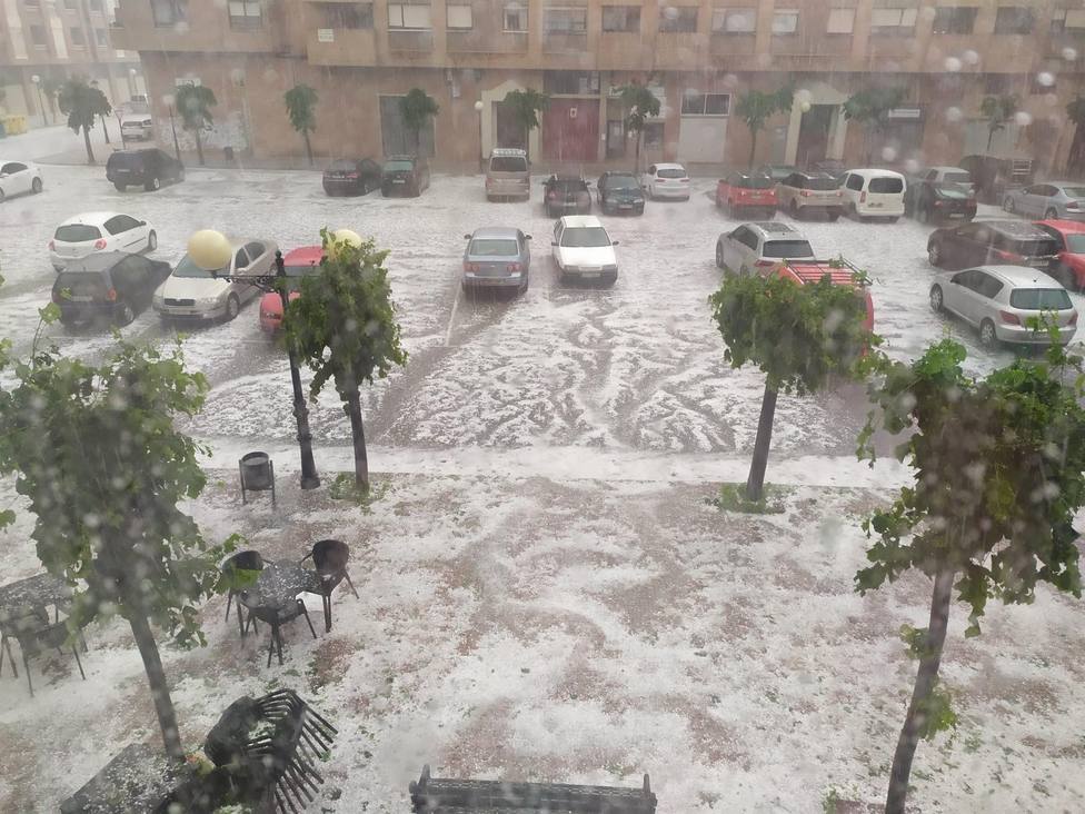 La tormenta se ceba con La Rioja: Inundaciones, cultivos dañados, carreteras cortadas y personas realojadas