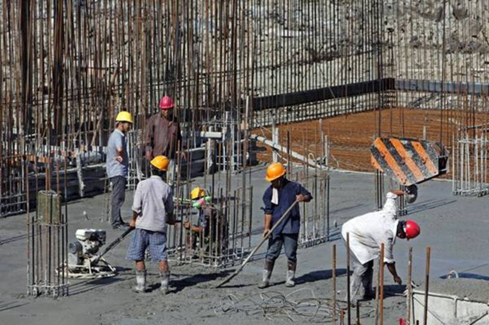 Alerta en las empresas de construcción en Las Palmas: en riesgo por el precio del petróleo o el cobre