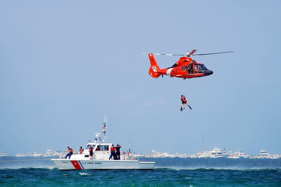 Fort,Lauderdale,,Florida,-,May,7:,Us,Coast,Guard,Helicopter