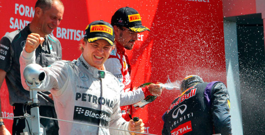 Gran remontada del piloto de Ferrari que se sitúa a 21 puntos del líder, Sebastian Vettel (Reuters)