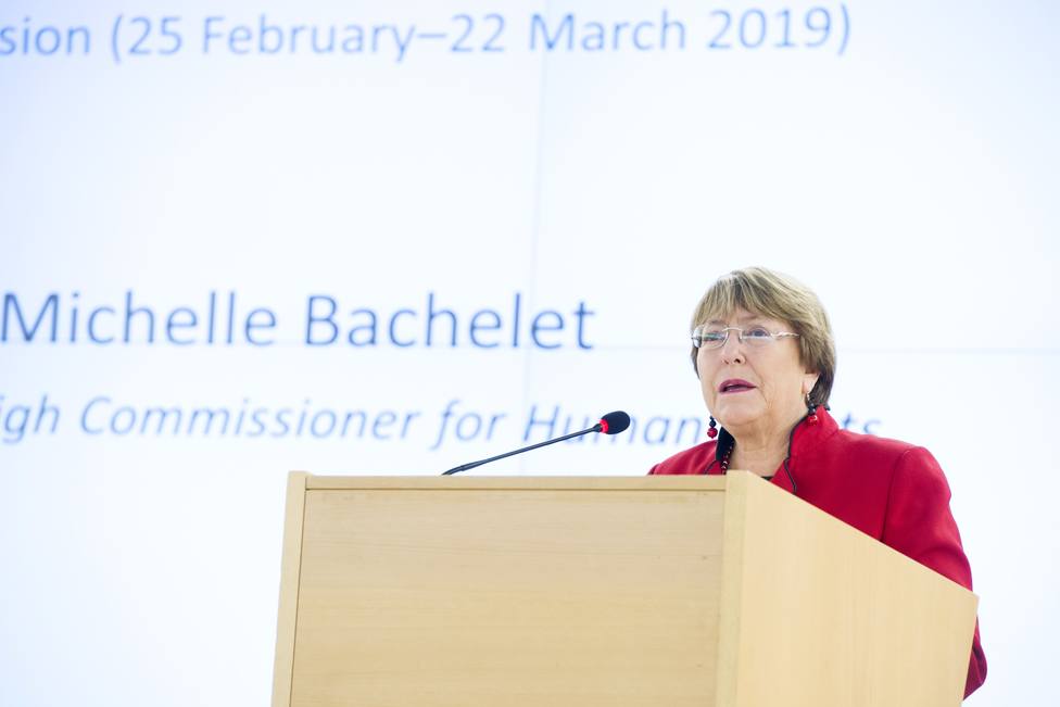 Bachelet denuncia falta de garantías en los juicios masivos de Bahréin