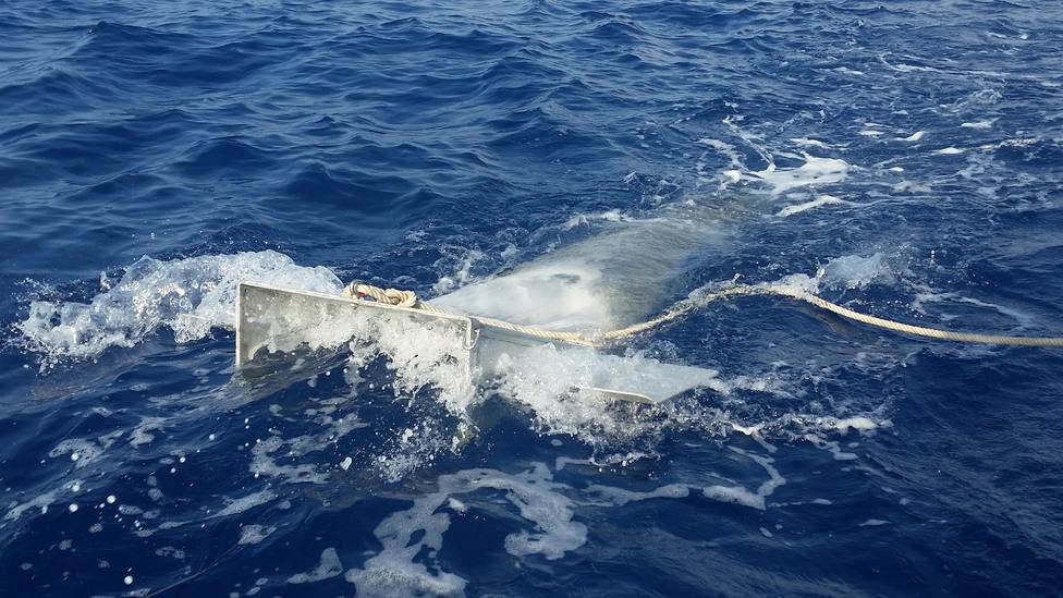 Un estudio revela que en el Canal de Menorca hay 3,7 toneladas de plástico