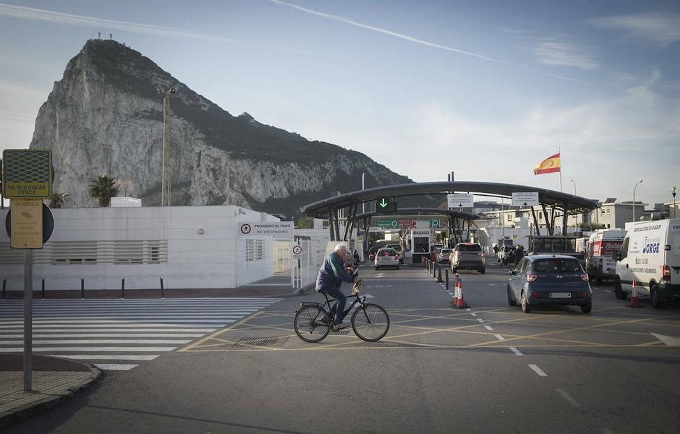 España pretende cerrar un acuerdo con Reino Unido sobre Gibraltar en el mes de octubre