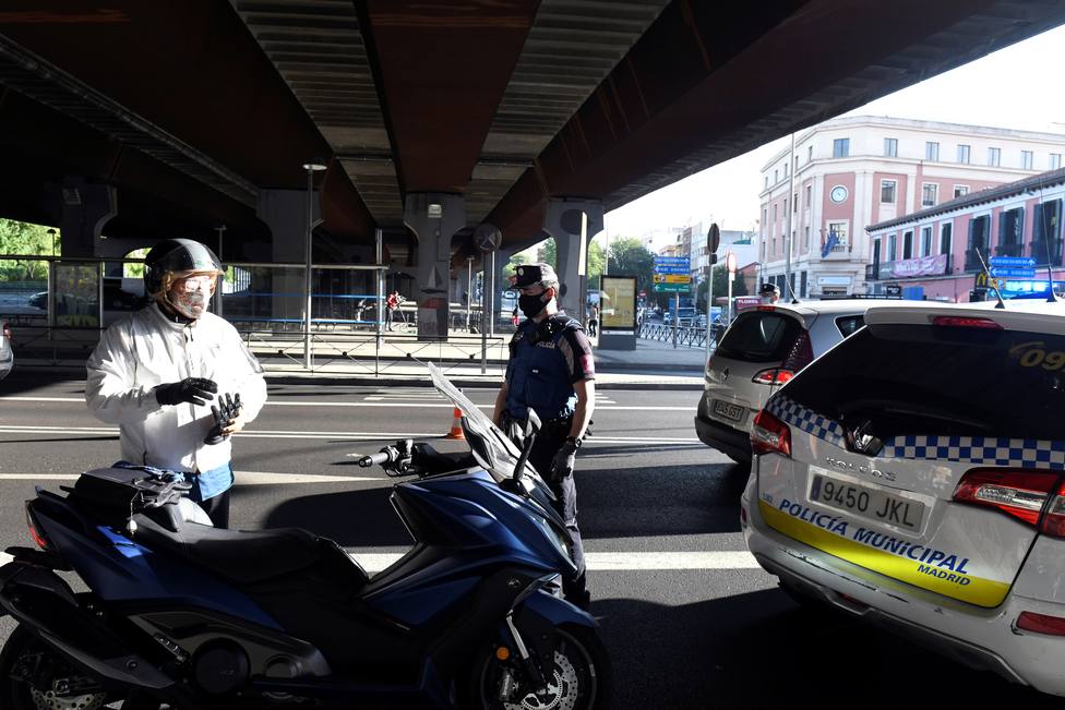 Así preparan los cuerpos policiales el cierre de Madrid: amplia presencia en la calle y flexibilidad al multar