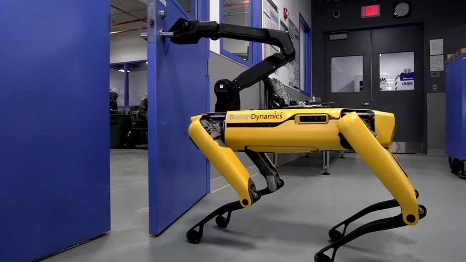 Los perros robots de Boston Dynamics ya saben abrir puertas y escapar