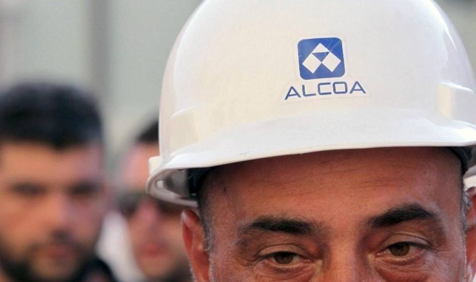 Alcoa comunica a sus trabajadores el cierre de sus plantas en Avilés y A Coruña
