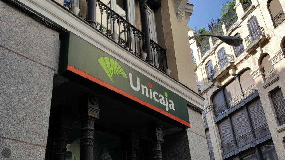 Unicaja y Liberbank confirman que estudian su fusión