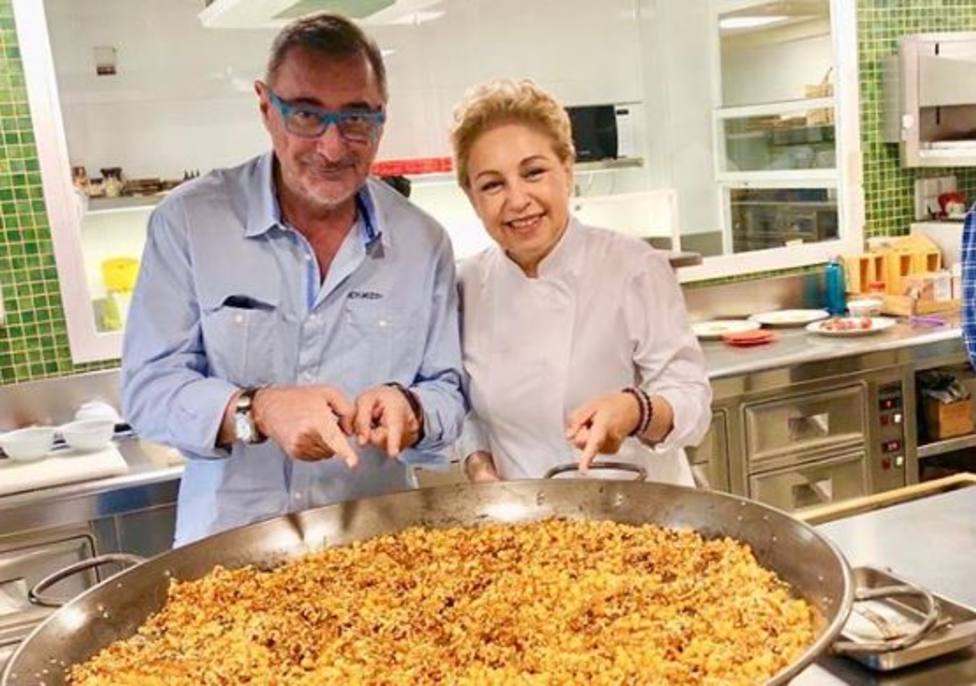 Carlos Herrera con Susi Díaz, chef del restaurante La Finca de Elche