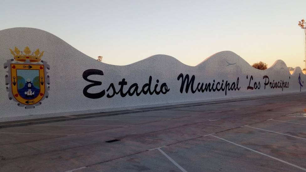 Palos de la Frontera renueva su Estadio Municipal de fútbol “Los Príncipes”