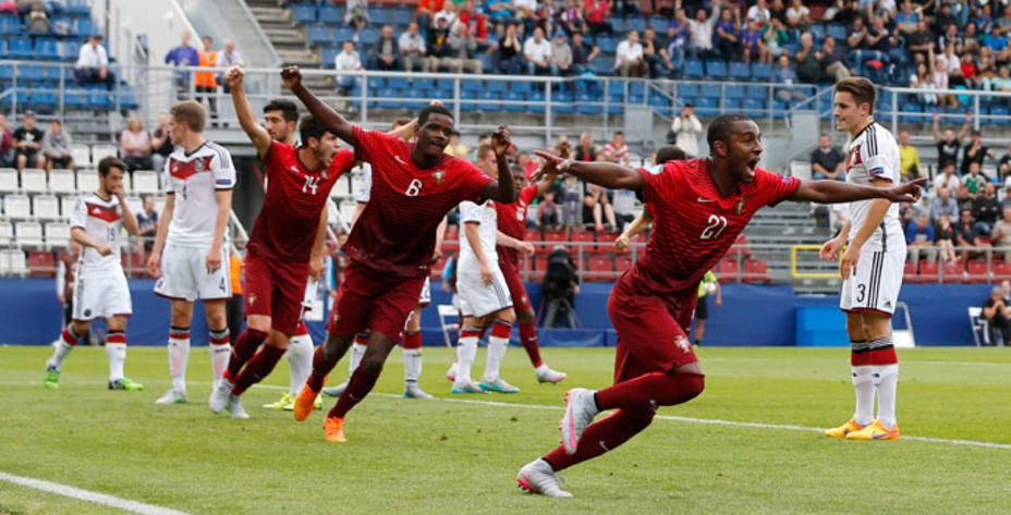 Portugal goleó a Alemania (5-0) y alcanzó la final del Europeo 21 años después. Reuters.