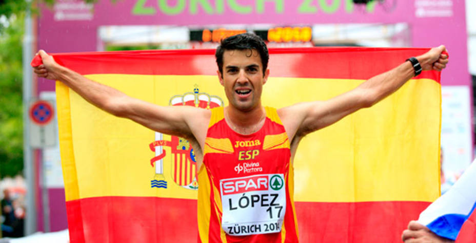 Miguel Ángel López logró el oro en los 20 kilómetros marcha. Foto: RFEA.