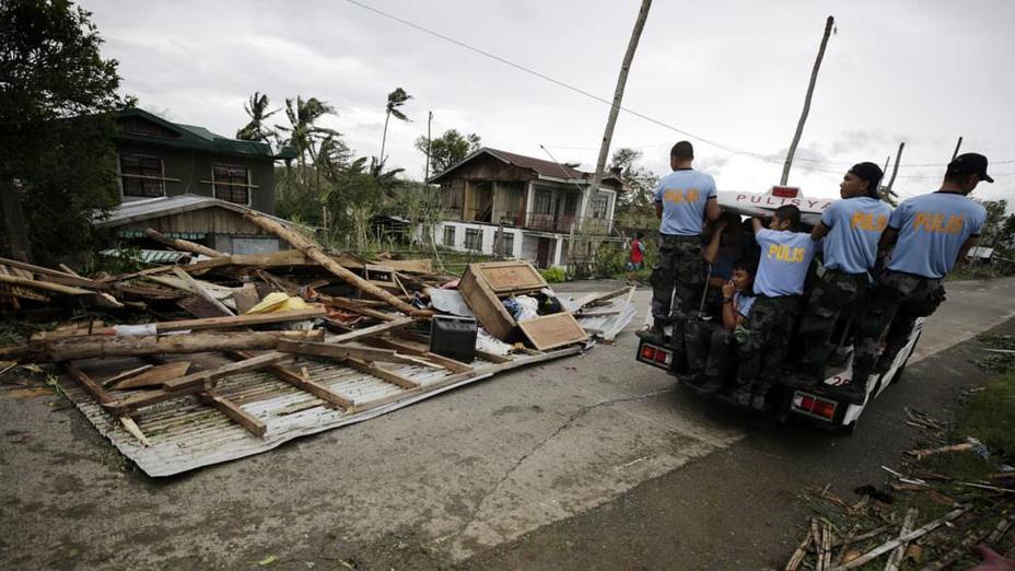 81 muertos y 70 desaparecidos por el tifón Mangkhut en Filipinas