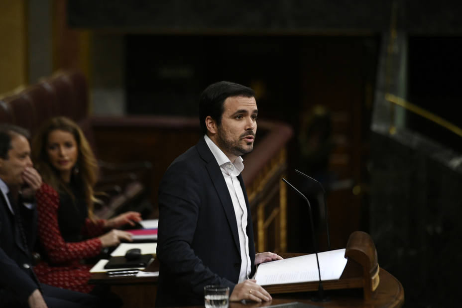 Garzón se desmarca de Podemos y pide al Gobierno que siga la legislatura aunque se le devuelvan los Presupuestos