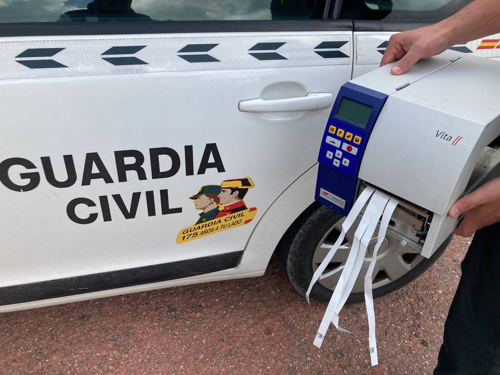 Máquina etiquetadora recuperada en Mondoñedo