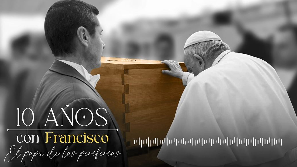 Por primera vez en la historia, un Papa entierra a otro Papa