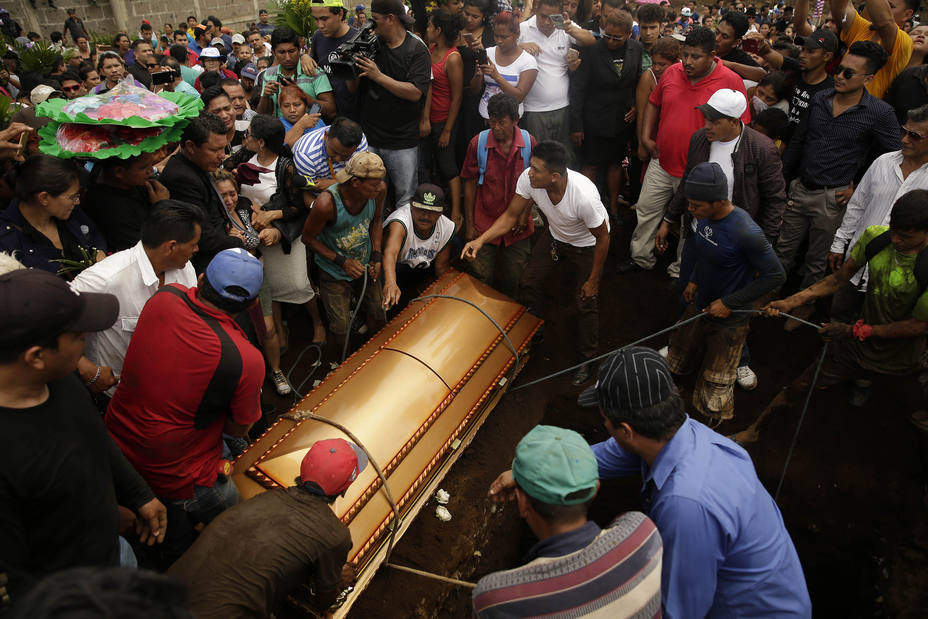 Nicaragua amanece consternada tras jornada en que una familia murió calcinada