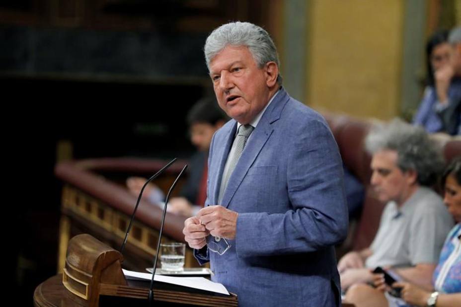 Nueva Canarias rompe con el PSOE por no aplicar ya el descuentos del 75% en los viajes a la Península