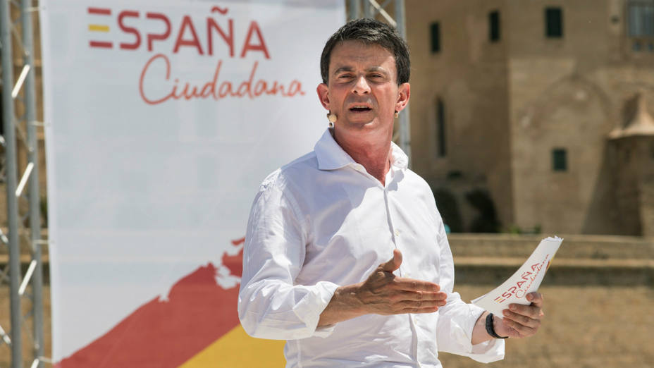 El ex primer ministro francés Manuel Valls durante el acto en Palma
