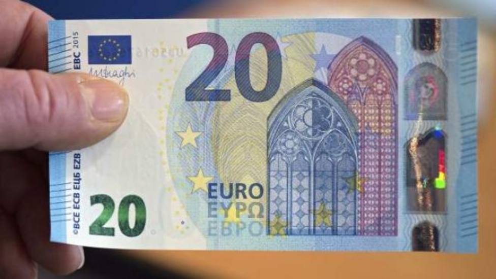 La historia de un vecino que encuentra un billete de 20 euros y el aviso de  Abascal entre lo más leído en COPE - Tu Radio - COPE
