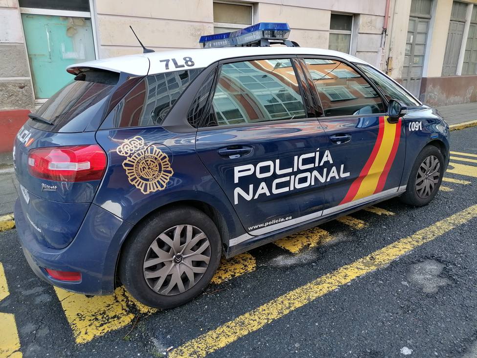Foto de archivo de un vehículo de la Policía Nacional en Ferrol