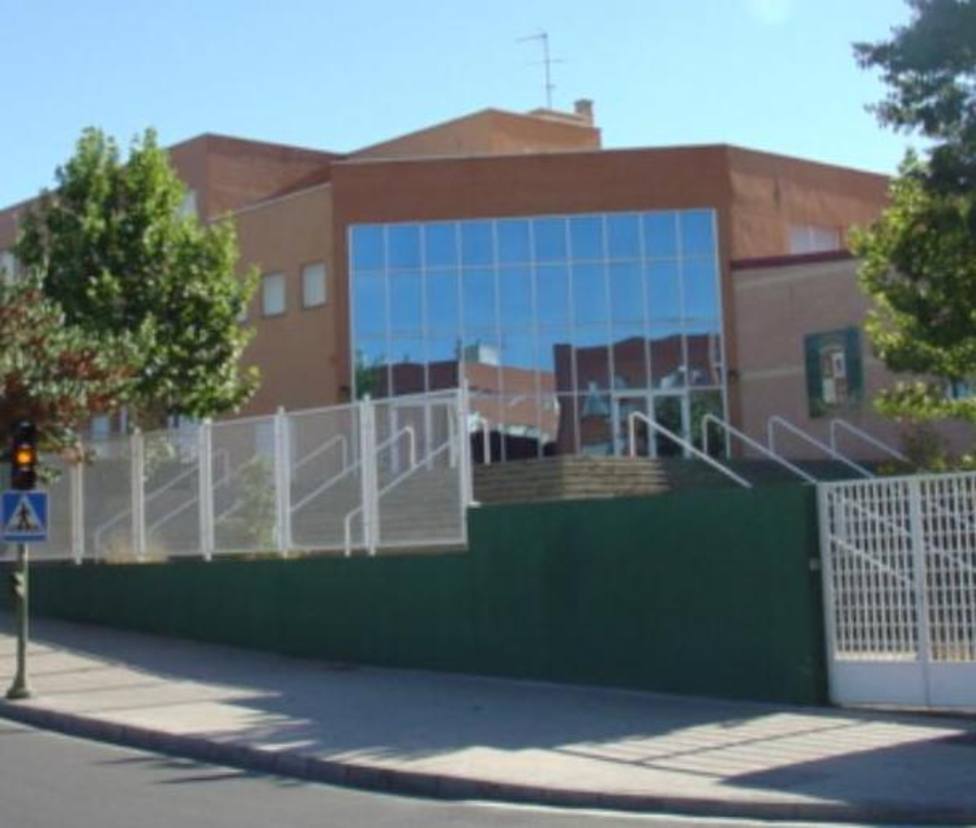 En cuarentena un aula del colegio María Auxiliadora (Cáceres) por COVID19