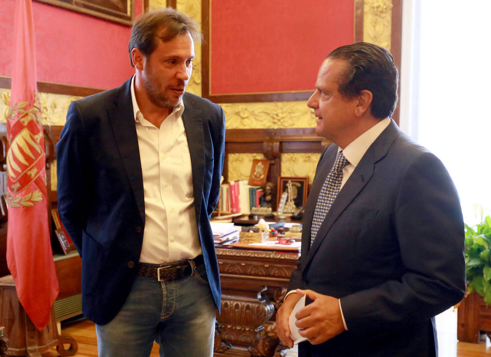 El alcalde de Valladolid, junto al presidente del Consejo de Cuentas, en una imagen de archivo