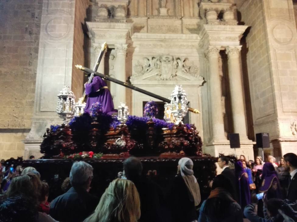 El obispo de Almería decreta la suspensión de las procesiones de Semana Santa