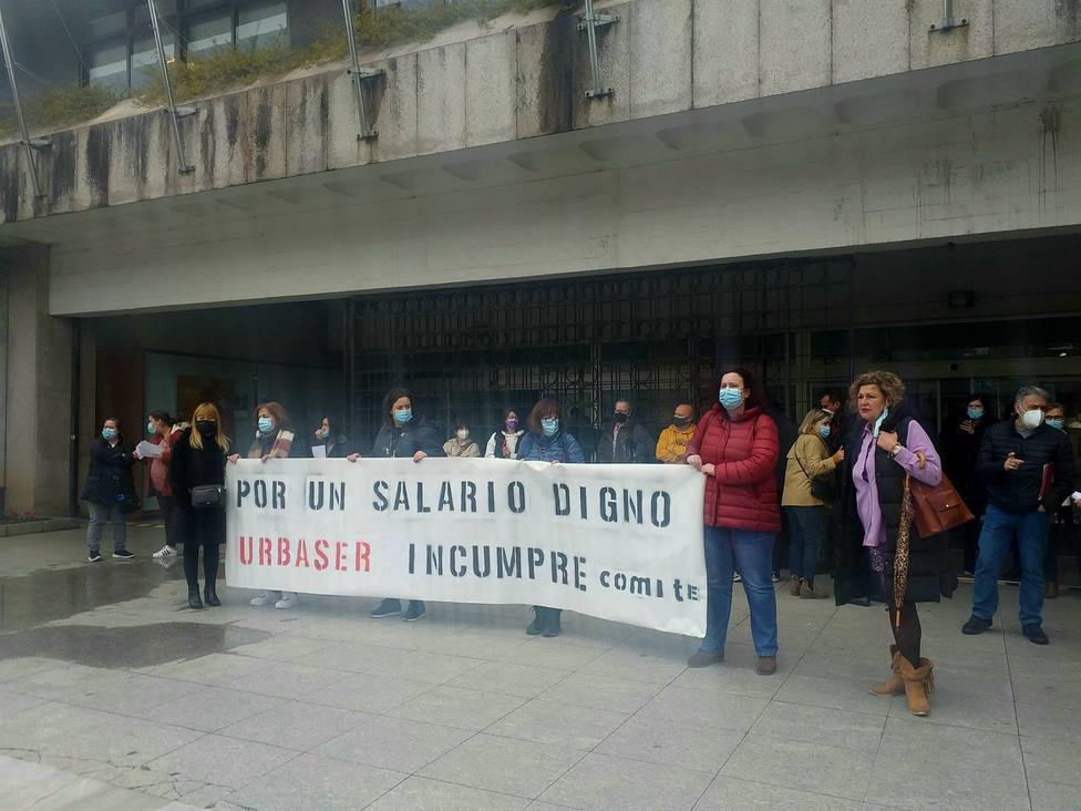 Trabajadoras de limpieza de edificios municipales de Vigo denuncian el incumplimiento del convenio