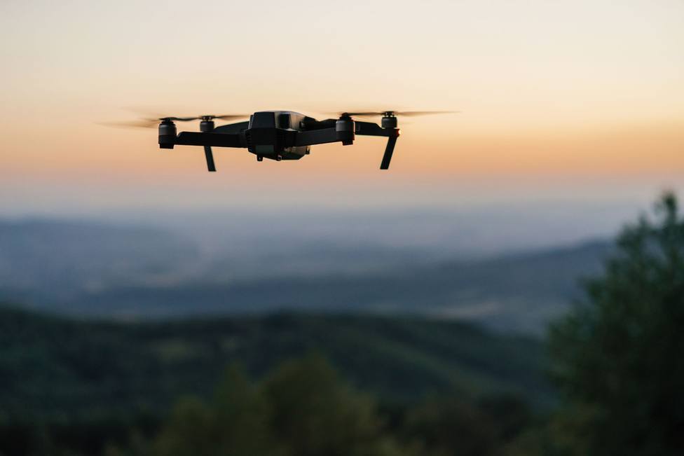 Los drones volarán en un espacio acotado por una red de seguridad sobre la plaza de Armas