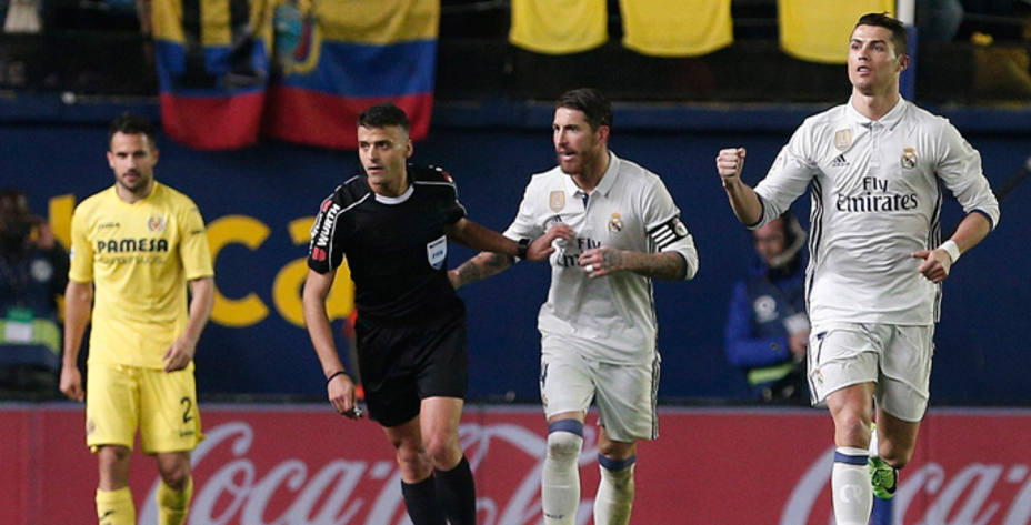 Cristiano Ronaldo celebra su gol, segundo del equipo ante el Villarreal (FOTO - EFE)