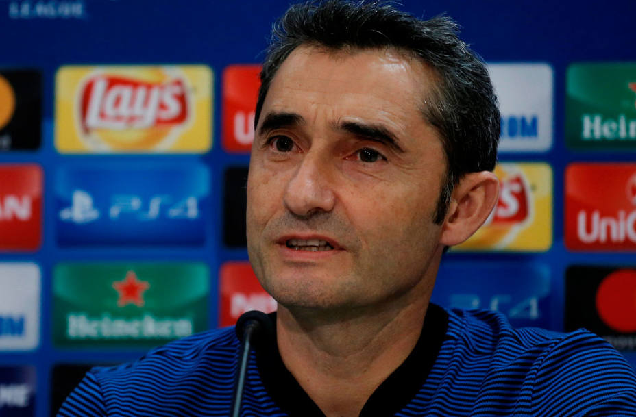 Ernesto Valverde, en la rueda de prensa previa al partido en Grecia contra el Olympiacos. REUTERS