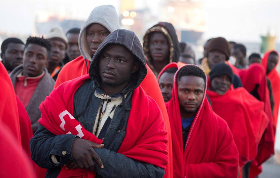 Inmigrantes rescatados en el Mar de Alborán. EFE