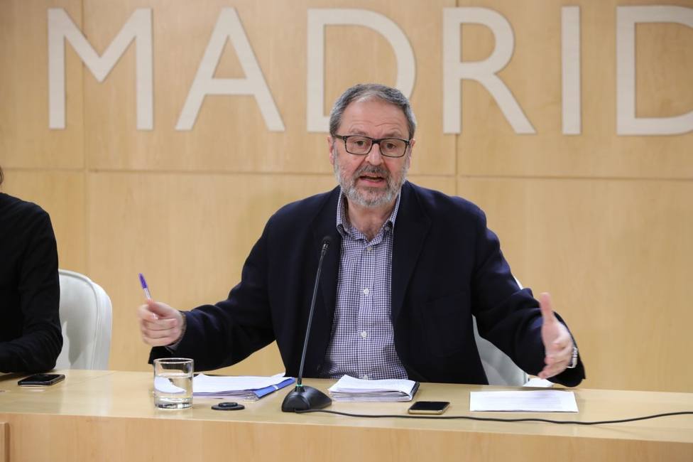 El PSOE pedirá a Carmena que cese a Barbero por su error fatal y gravísimo con el Cuerpo de Bomberos