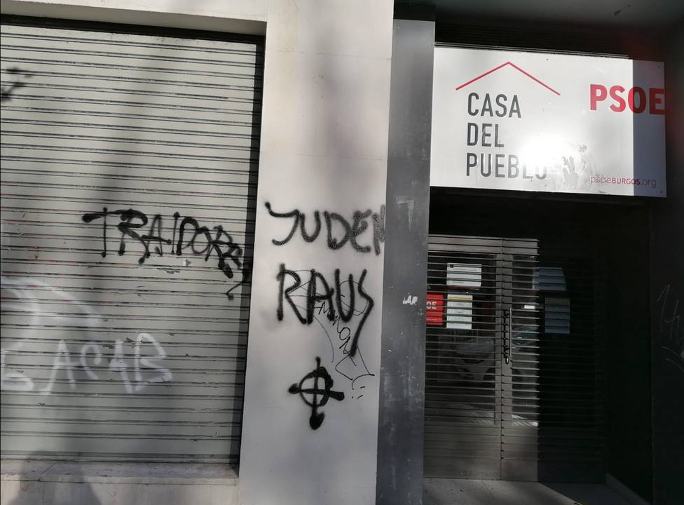 Sede PSOE pintadas