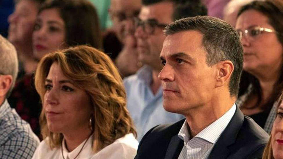 El presidente del Gobierno Pedro Sánchez junto a la líder de los socialistas andaluces Susana Díaz