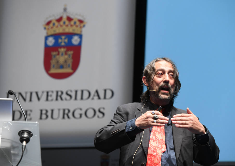 Adolfo García Sastre imparte la conferencia inaugural de los cursos de verano de la Universidad de Burgos