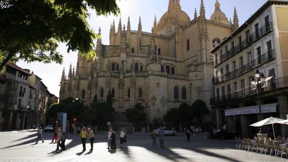 Visita la catedral de Segovia y lo que descubre dentro acapara toda la atención