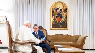 “Benedicto XVI nunca me quitó el apoyo. Daba libertad”: las palabras de Francisco en El Sucesor
