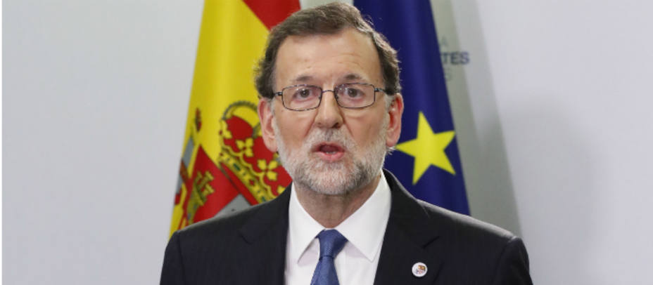 El presidente del Gobierno, Mariano Rajoy, durante la rueda de prensa ofrecida al término de la VI Conferencia de Presidentes Autonómicos celebrada este martes en el Salón de Pasos Perdidos del Senado. Foto EFE