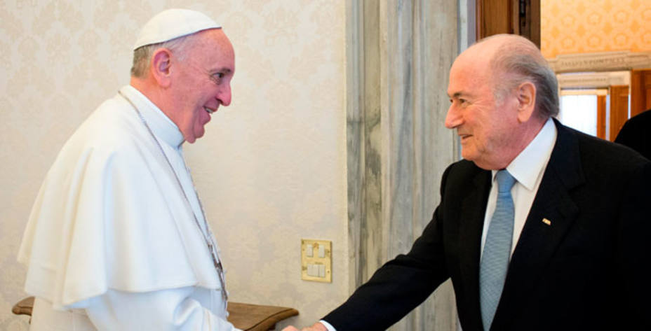 Blatter se reunió con el Papa Franciso. Reuters.