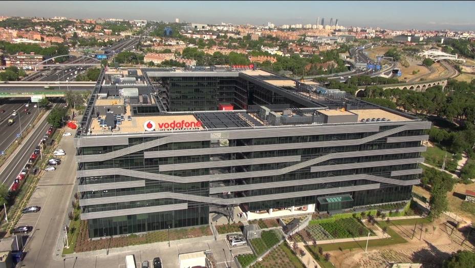 Vodafone España propone a los sindicatos un ERE para hasta 1.200 empleados, el 23,5% de la plantilla