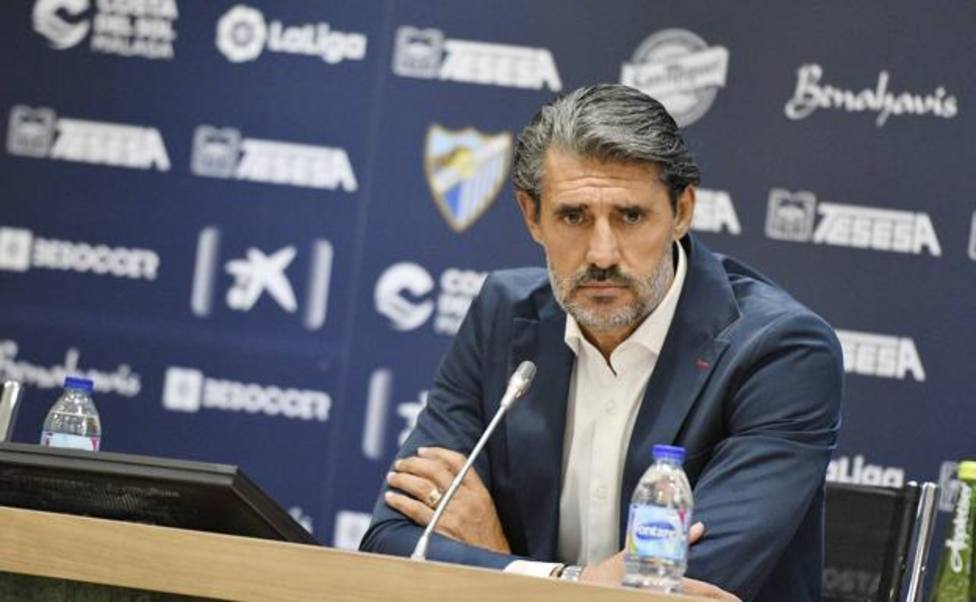 El Málaga destituye a su director deportivo José Luis Pérez Caminero