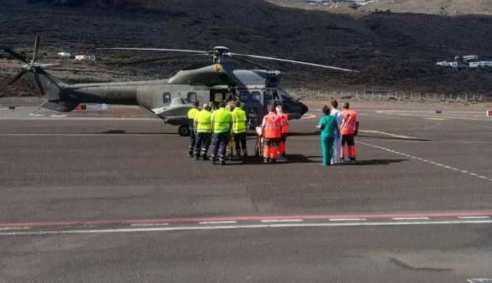 Una de las migrantes rescatadas al sur de El Hierro es evacuada a Tenerife en estado crítico